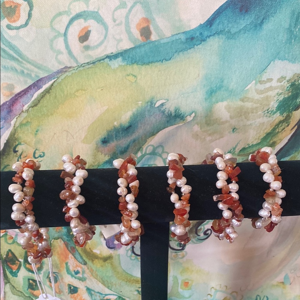 Elegant Pearl and Stone Bracelet Set freshwater pearl wholesale lot retails $150